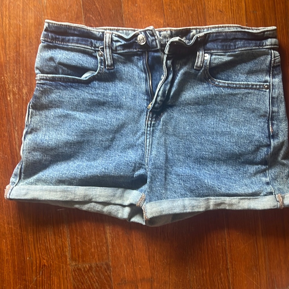 Wild Fable jean shorts size 10/30R